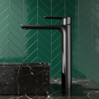 Robinet de baignoire indépendant Lisandro – Sortie d'eau en cascade – Nickel brossé