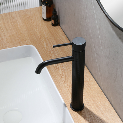 Hoge wastafelkraan Angelica - Matte black