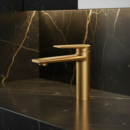 Robinet de baignoire indépendant Lisandro – Sortie d'eau en cascade – Nickel brossé