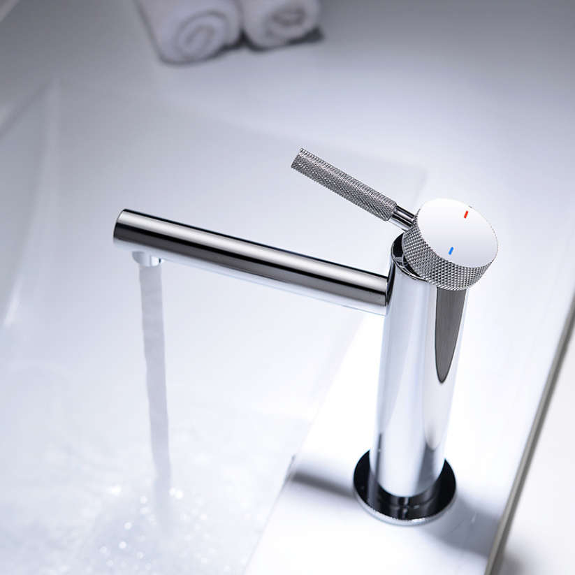 Mitigeur de lavabo en applique Taylor - Chrome