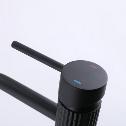 Hoge wastafelkraan Angelica - Matte black